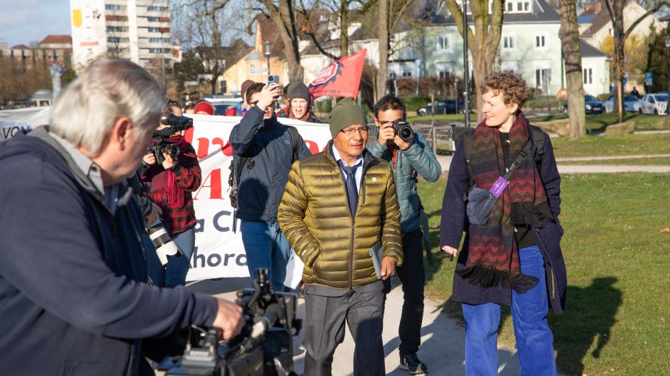 Saúl auf dem Weg zum Oberlandesgericht Hamm 17.03.2025